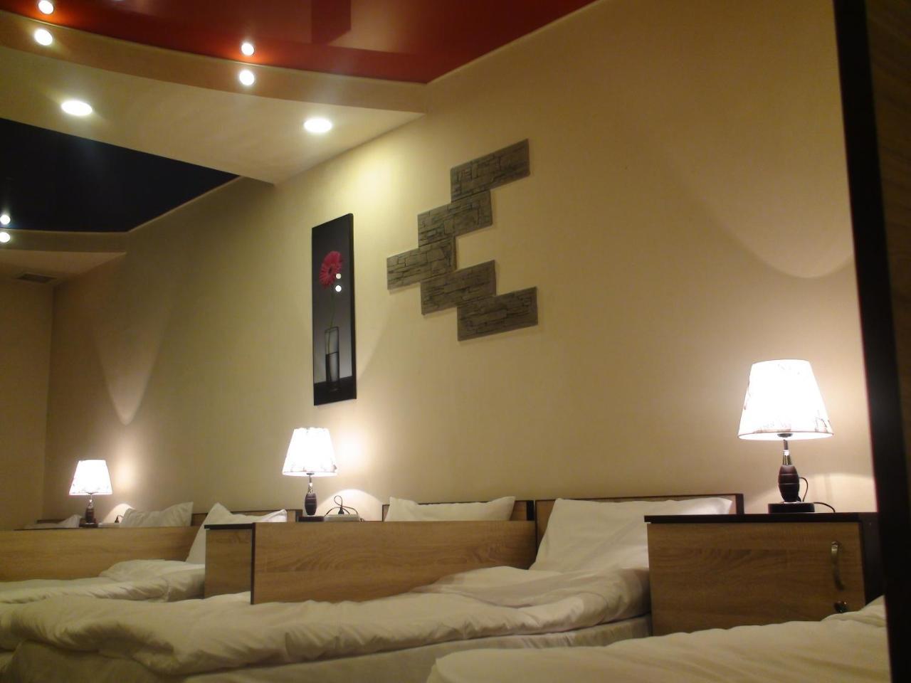 Comfort Hostel エレバン エクステリア 写真